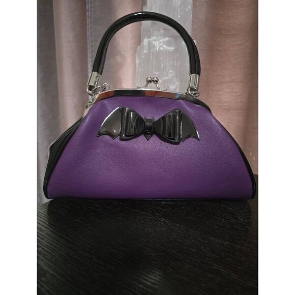 Lost Queen Purple Old Hallows Handbag - Picture 1 of 4